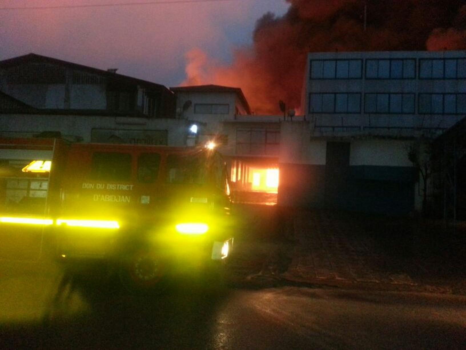 Incendie Nouvelle Parfumerie Gandour — Abidjan, Côte d’Ivoire (juillet 2013)